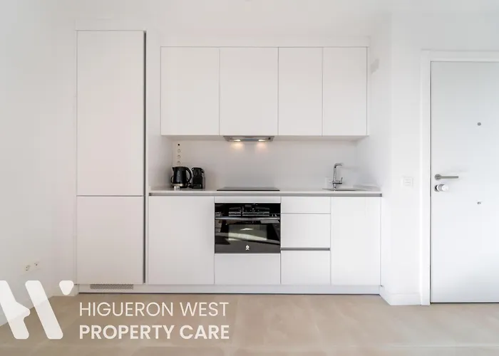 Apartment Higueron West Collection - The Poolview Terrace By Hwpc *